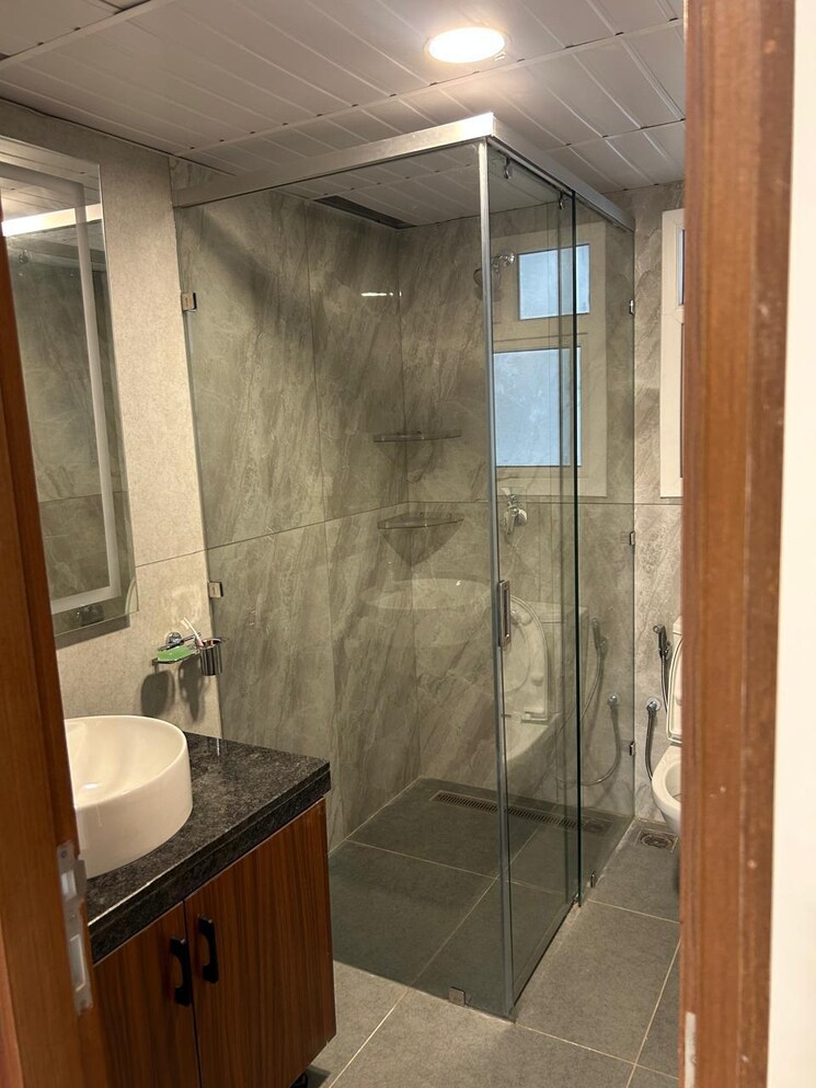 Bathroom, prestige-tranquil 3 Bedroom 2049 Sq.Ft. Apartment In Kokapet Hyderabad 9134181