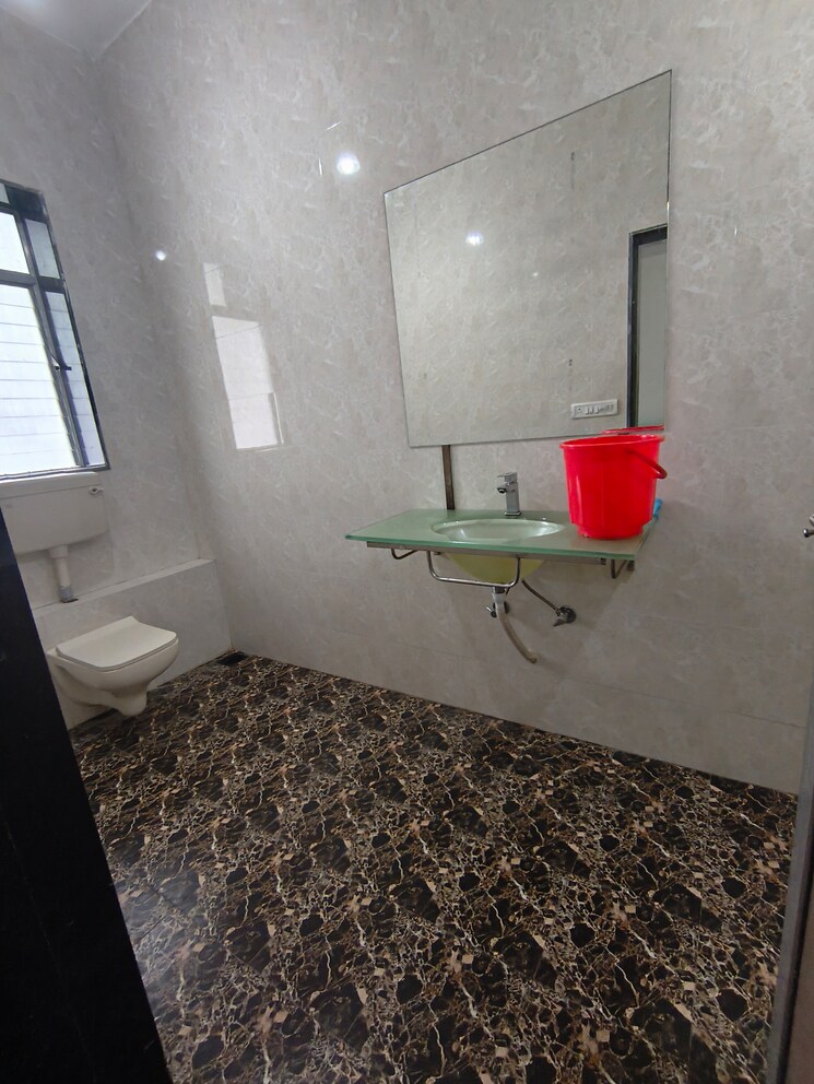 Bathroom, worli sea face Pg For Boys In Worli Sea Face 9134201
