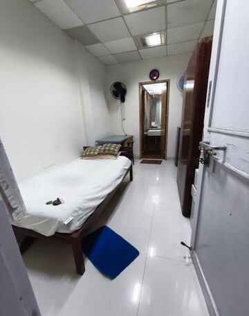  Pg For Rent in Worli Sea Face