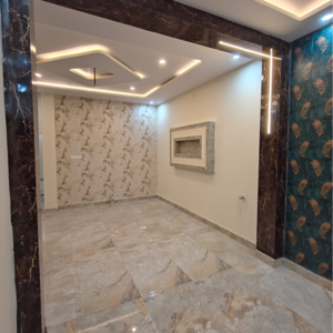 Room in 3 BHK Independent House at Kursi Road – for Sale