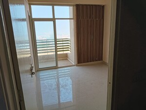 Room in 3 BHK Apartment at Mehak Jeevan, Raj Nagar Extension – for Sale