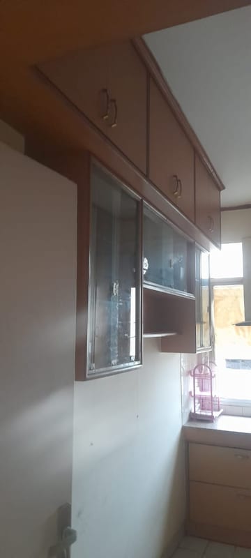 Kitchen in 4 BHK Apartment at DLF The Wellington Estate, Dlf Phase V – for Rent