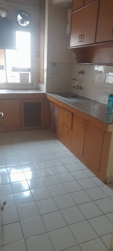 Kitchen in 4 BHK Apartment at DLF The Wellington Estate, Dlf Phase V – for Rent