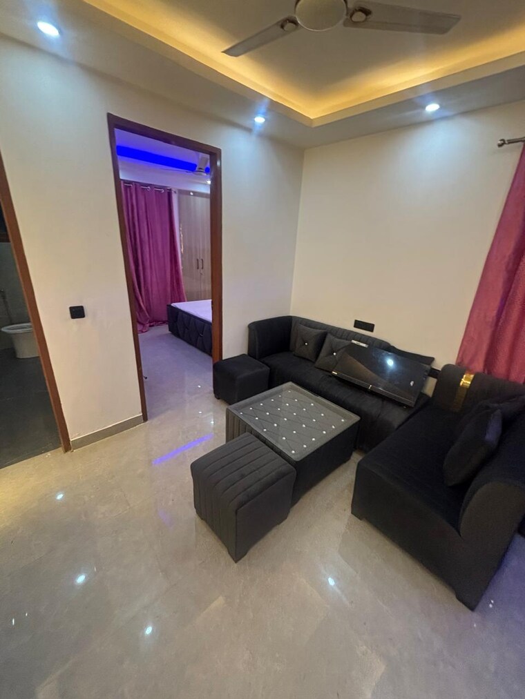 Living Room, neb sarai 1.5 Bedroom 450 Sq.Ft. Builder Floor In Neb Sarai Delhi 9134270