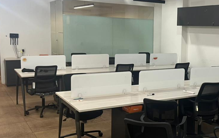 Rental Commercial Office Space 1260 Sq.Ft. in Baba House, Andheri East ...