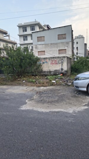  Warehouse For Sale in Sector 7