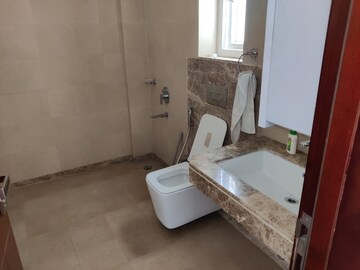 Bathroom in 4 BHK Apartment at Ansal Sushant Apartments, Sushant Lok I – for Rent