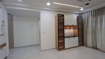 Room in 3 BHK Apartment at Jayabheri The Nirvana, Gopanpally – for Rent