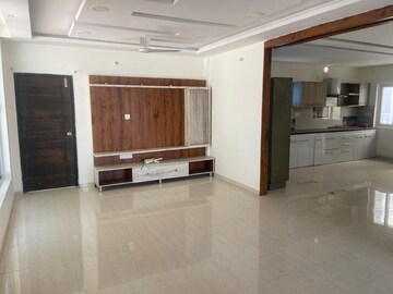 Room in 4 BHK Villa at Aakriti Arv Viva, Tellapur – for Sale