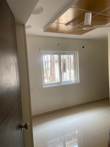 Room in 4 BHK Villa at Aakriti Arv Viva, Tellapur – for Sale