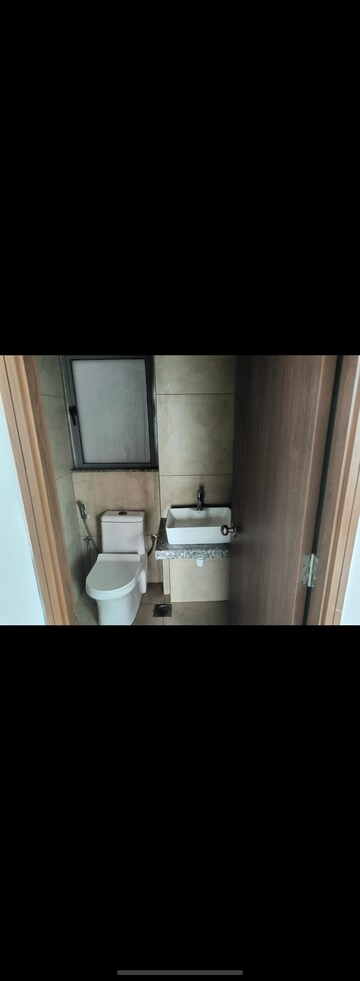 Bathroom in 2 BHK Apartment at Kalpataru Immensa, Kolshet Road – for Rent