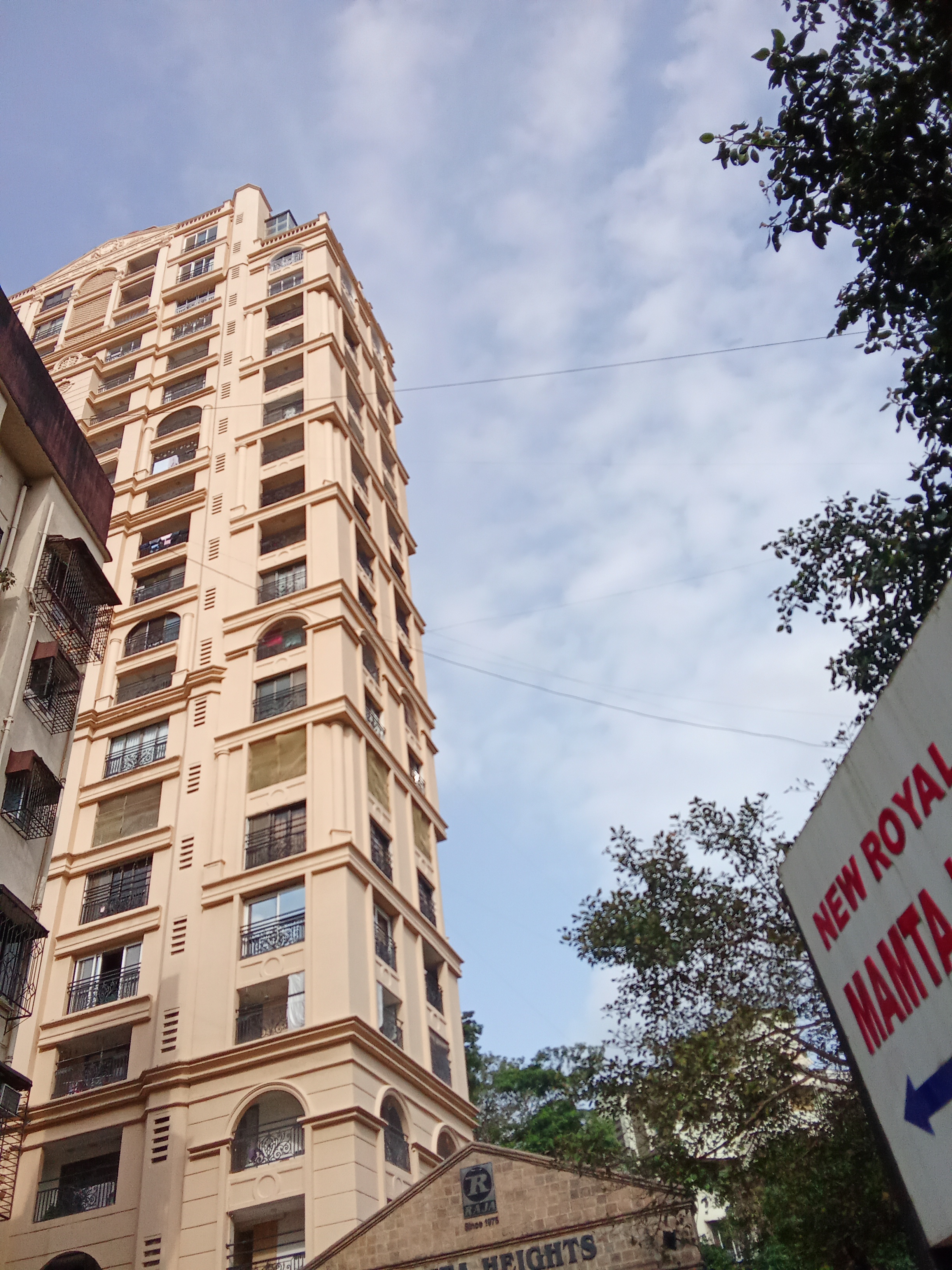 3 BHK Apartment For Rent in Raja Mamta Heights