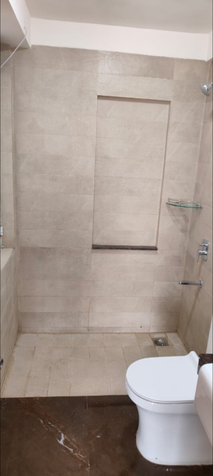 Bathroom, indiabulls-one-indiabulls 3 Bedroom 1140 Sq.Ft. Apartment In Pokhran Road No Two Thane 9134477
