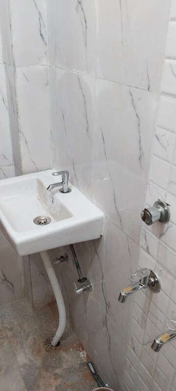 Bathroom in 1 BHK Builder Floor at Govindpuri – for Sale