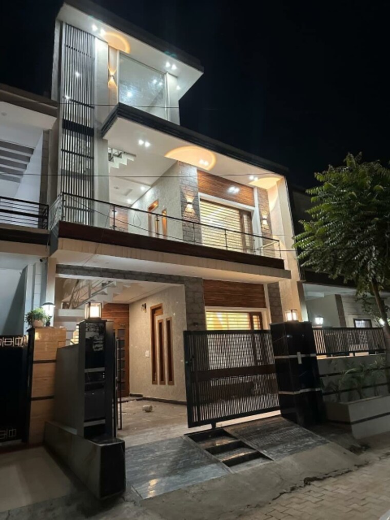 Exterior View, sector 125 4 Bedroom 145 Sq.Yd. Independent House In Sector 125 Mohali 9134521
