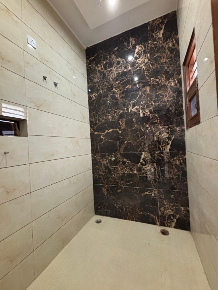 Balcony, sector 125 4 Bedroom 145 Sq.Yd. Independent House In Sector 125 Mohali 9134521