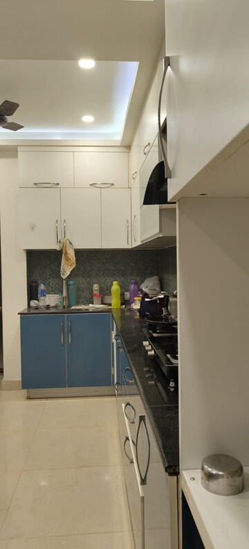 Furnished Amenities in 4 BHK Villa at DLF Pink Town House, Dlf City Phase 3 – for Sale