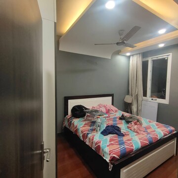 Bedroom in 4 BHK Villa at DLF Pink Town House, Dlf City Phase 3 – for Sale