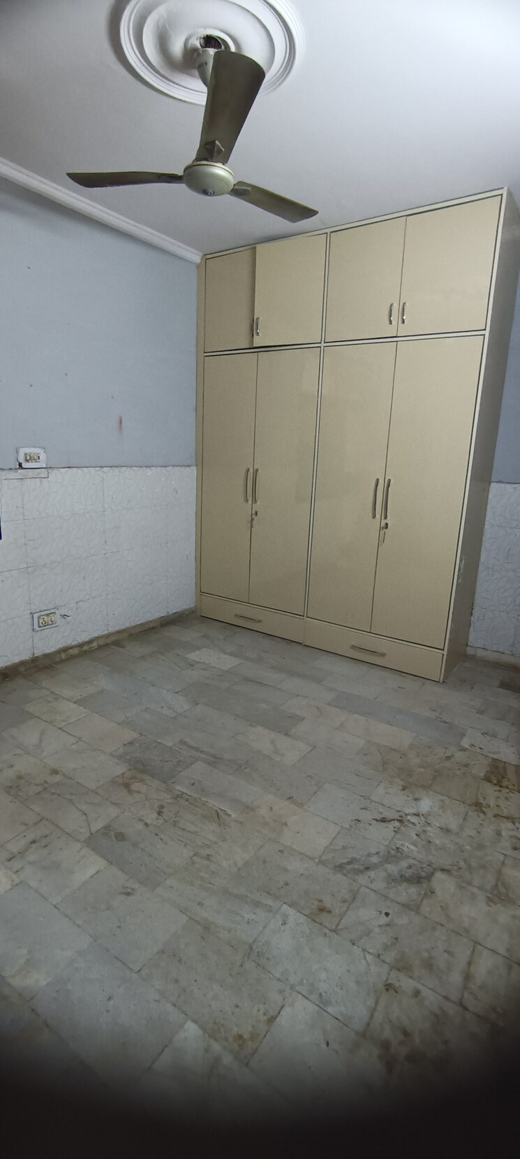 Room, ashok nagar 2 Bedroom 900 Sq.Ft. Builder Floor In Ashok Nagar Delhi 9134536