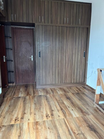 Room in 2 BHK Apartment at Ace Divino, Sector 1 Greater Noida – for Rent