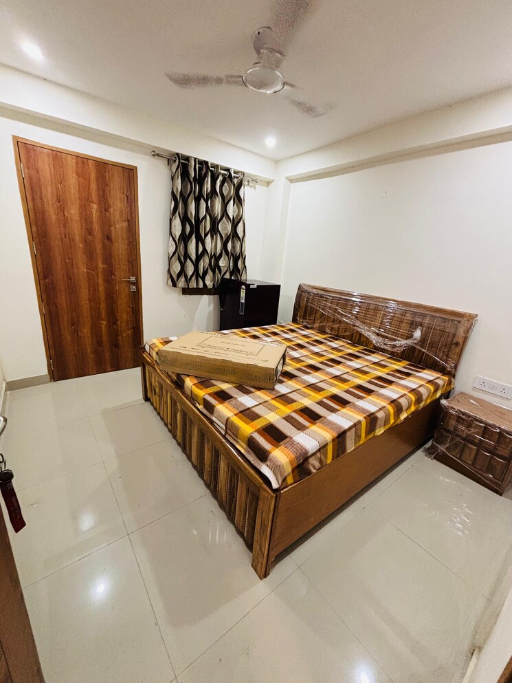 Bedroom, sector 52 Studio 652 Sq.Ft. Builder Floor In Sector 52 Gurgaon 9134580
