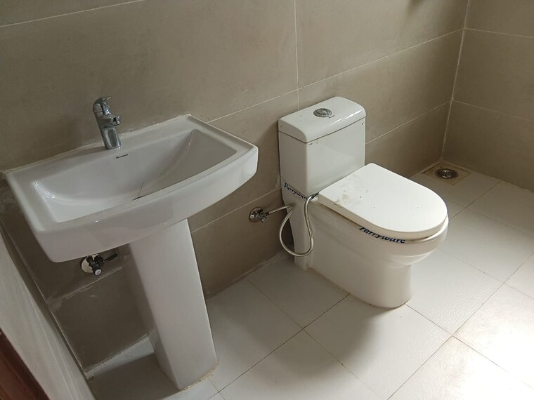 Bathroom, ace-divino 3 Bedroom 1565 Sq.Ft. Apartment In Sector 1 Greater Noida Greater Noida 9134583