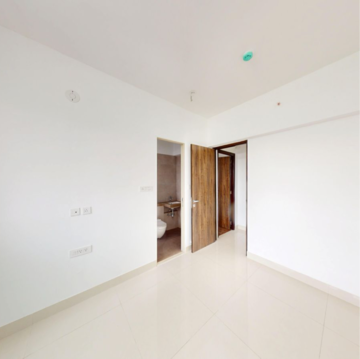 Room in 3 BHK Apartment at Marathon Montesouth 2, Agripada – for Rent