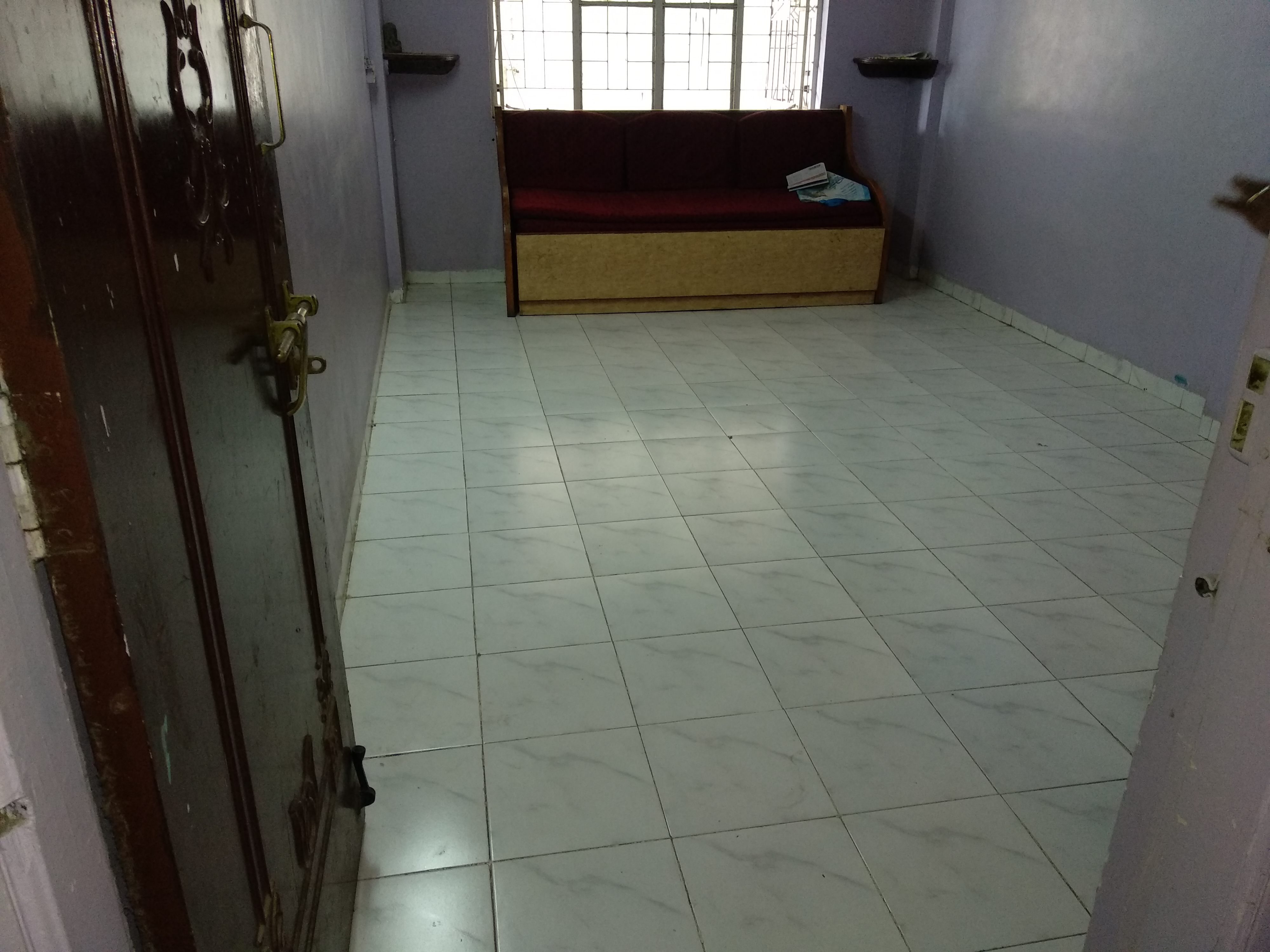 1 BHK + Servant Room Apartment For Rent in Ganesh Complex Manik Baug