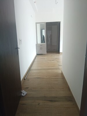 Room in 4 BHK Apartment at Ace Divino, Sector 1 Greater Noida – for Sale