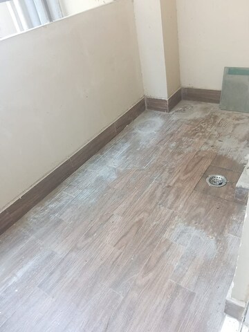 Room in 4 BHK Apartment at Ace Divino, Sector 1 Greater Noida – for Sale