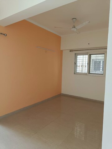 Room in 3 BHK Apartment at Jaypee Greens Pavilion Heights 1, Sector 128 – for Rent