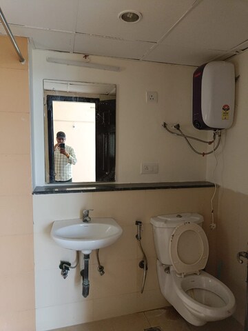 Bathroom in 3 BHK Apartment at Jaypee Greens Pavilion Heights 1, Sector 128 – for Rent