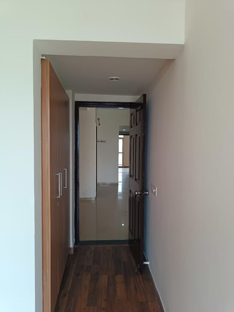 Room, jaypee-pavilion-heights-iv 3 Bedroom 2003 Sq.Ft. Apartment In Sector 128 Noida 9134653