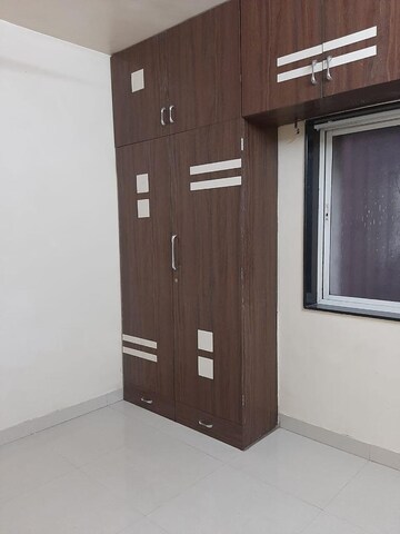 Room in 1 BHK Apartment at Kudale Patil Township, Vadgaon Budruk – for Rent