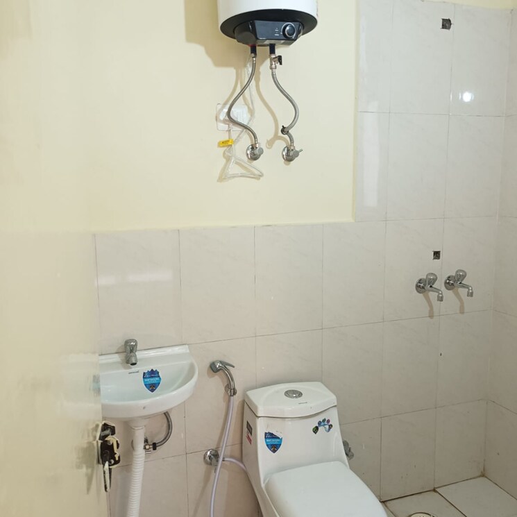 Bathroom, pyramid-heights 2 Bedroom 625 Sq.Ft. Apartment In Badha Gurgaon 9134680
