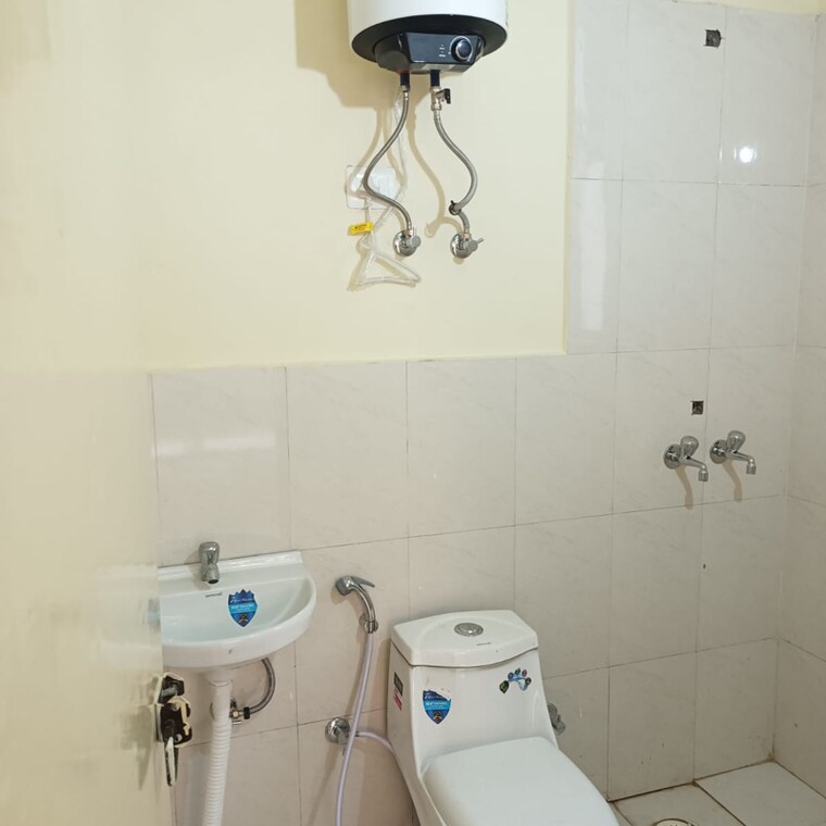 Bathroom, pyramid-heights 2 Bedroom 625 Sq.Ft. Apartment In Badha Gurgaon 9134680