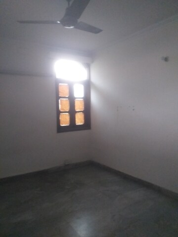 Room in 2 BHK Builder Floor at New Rajinder Nagar – for Rent