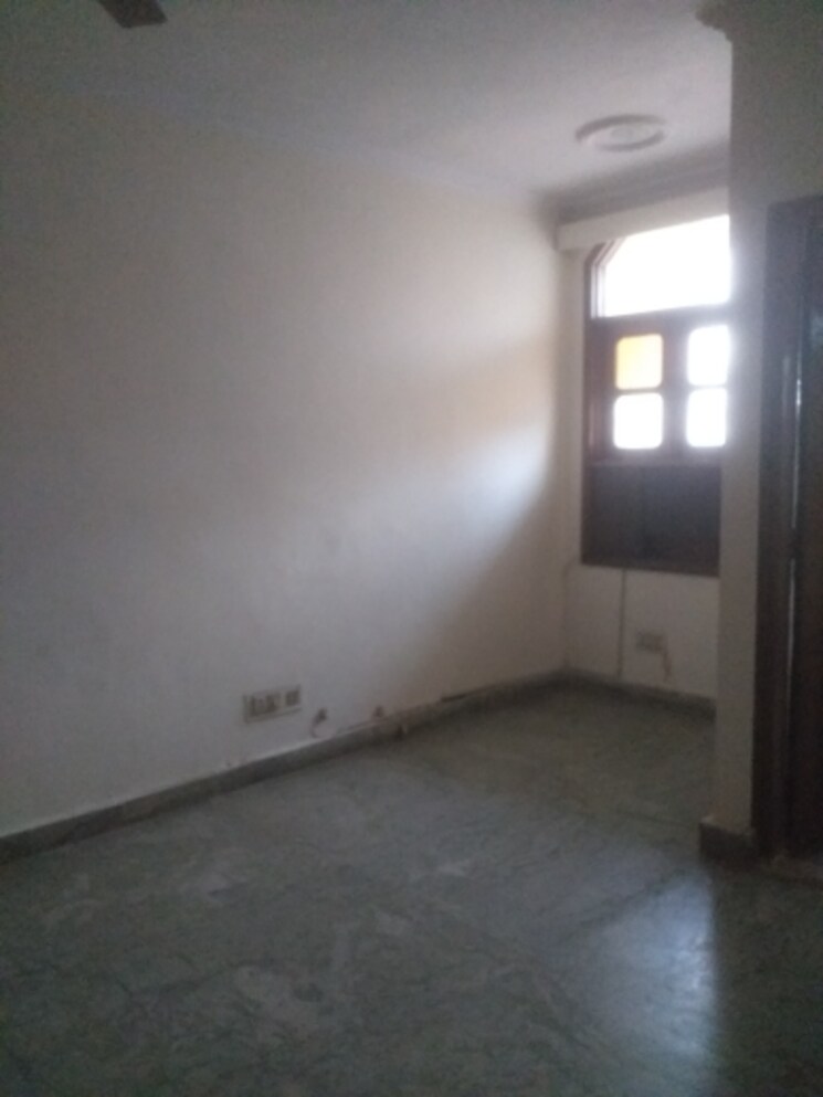 Room, new rajinder nagar 2 Bedroom 1460 Sq.Ft. Builder Floor In New Rajinder Nagar Delhi 9134716