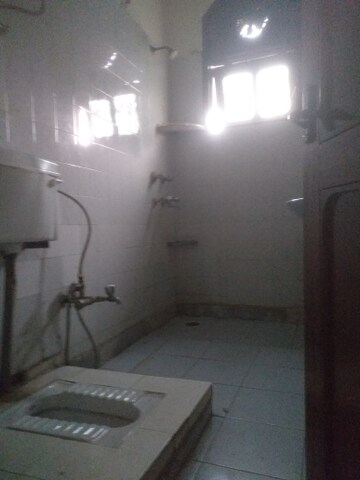 Bathroom in 2 BHK Builder Floor at New Rajinder Nagar – for Rent