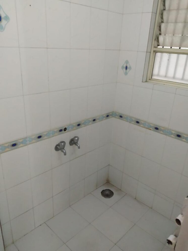 Bathroom, kudale-patil-township 2 Bedroom 800 Sq.Ft. Apartment In Vadgaon Budruk Pune 9134686