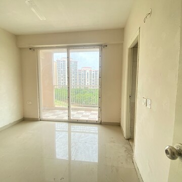 2 BHK Apartment For Rent in Shree Vardhman Green Court, Sector 90
