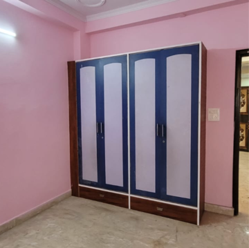Room in 1 BHK Builder Floor at Chattarpur – for Rent