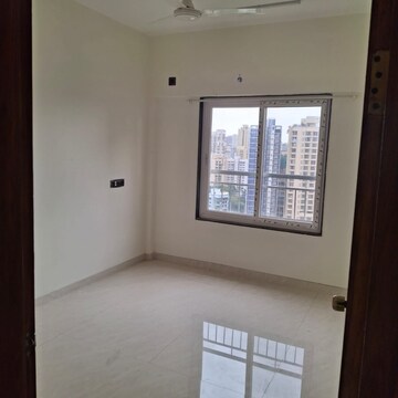 Room in 3 BHK Apartment at Mhada 24 LIG Apartments, Shri Nagar – for Rent