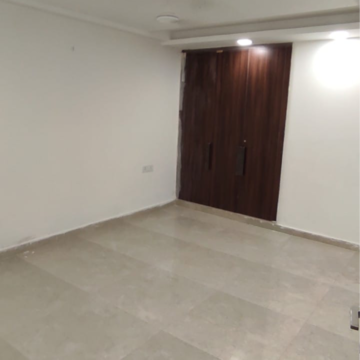 Room in 3 BHK Builder Floor at Chattarpur – for Rent