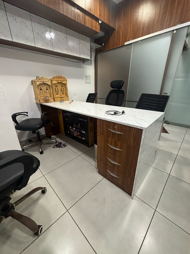 Team Area, science city Commercial Office Space in IT/SEZ 900 Sq.Ft. In Science City Ahmedabad 9134787