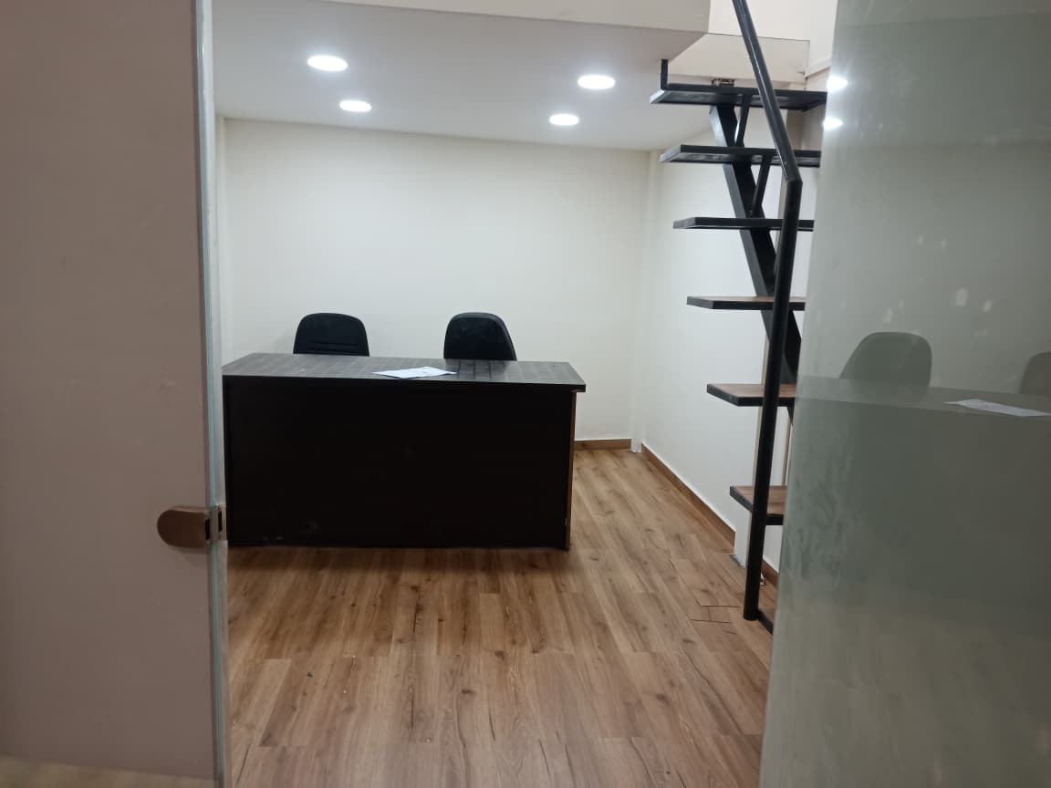 Office Space For Rent in Rustomjee Eaze Zone Mall