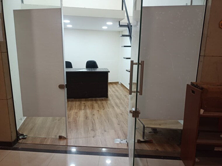 Team Area, rustomjee-eaze-zone-mall Commercial Office Space 107 Sq.Ft. In Malad West Mumbai 9134767