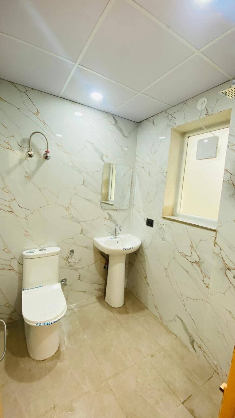 Bathroom, saket 1 RK 500 Sq.Ft. Builder Floor In Saket Delhi 9134816