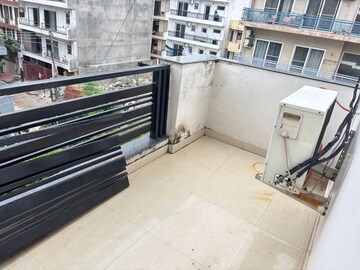 Balcony in 3.5 BHK Villa at Unitech Nirvana Country Aspen Greens, Sector 50 – for Sale