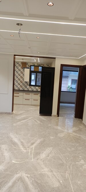 Room in 2 BHK Builder Floor at Rohini Sector 11 – for Sale